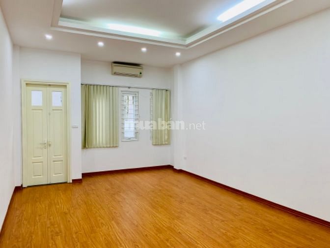 Bán Nhà 173Hoàng Hoa Thám 46m2 x5T 3PN Giá 5,3Tỷ Đg ÔTô GT Thuận Tiện