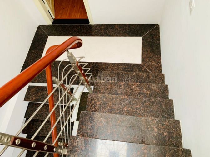 Bán Nhà 173Hoàng Hoa Thám 46m2 x5T 3PN Giá 5,3Tỷ Đg ÔTô GT Thuận Tiện