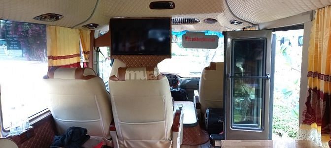 Cần Bán Xe Limuosine 15c, Hyundai County tracomeco 3Cuc nhập khẩu 2009