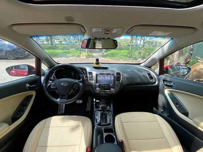 Cần bán Kia Cerato 1.6AT 2017 xe nhà đi kỹ