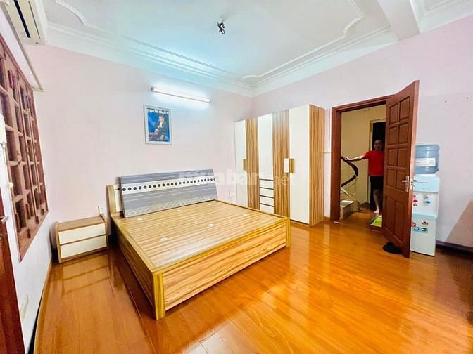 BÁN GẤP NHÀ NGUYỄN CAO- LÔ GÓC - MẶT TIỀN RỘNG - GẦN PHỐ