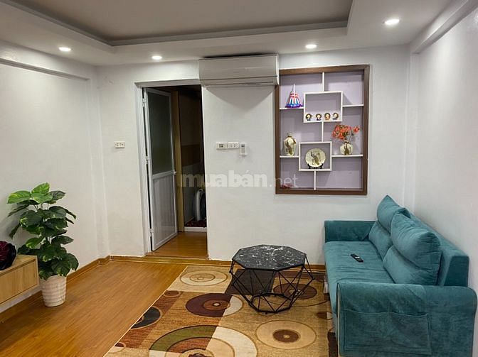Chính chủ bán CHTT (Tầng 3) Lương Định Của giá 2.8 tỷ, 85m (sổ 47m2)