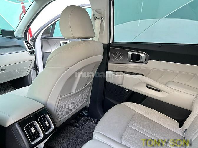 KIA SORENTO 2021 máy dầu PREMIUM, trắng, chính chủ