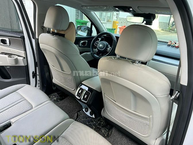 KIA SORENTO 2021 máy dầu PREMIUM, trắng, chính chủ