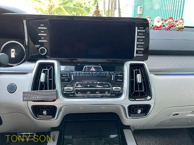 KIA SORENTO 2021 máy dầu PREMIUM, trắng, chính chủ