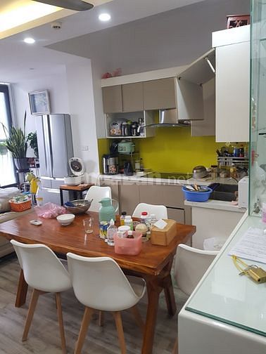 Chính chủ bán CHCC (Tầng 3) Kim Liên giá 2.5 tỷ, 72m (41m2). Ở luôn