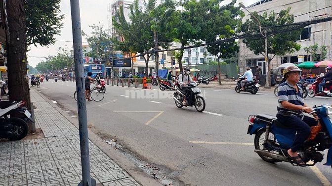 Đất nền diện tích lớn quang trung gò vấp giá rẻ chỉ 100tr/m2 hiếm hoi