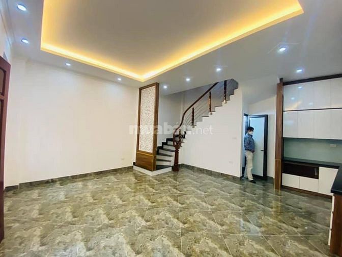 NHÀ ĐẸP NÓNG HỔI - BÁN NHÀ HOÀNG HOA THÁM - 51M - 5 tầng - Chỉ 5.9 Tỷ