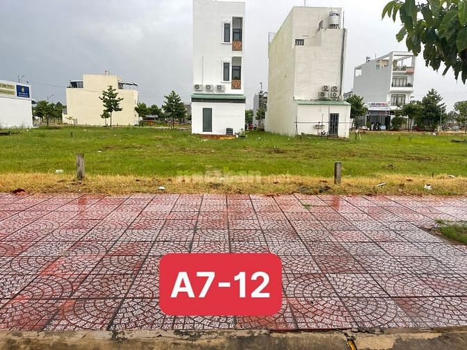 Giá 487tr "Vị Trí Số 1 DUY NHẤT" mặt tiền 25m ngay Lê Hồng Phong