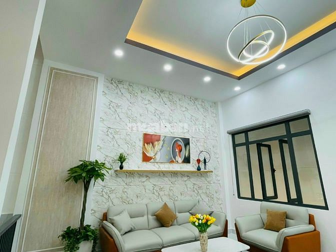 Siêu phẩm tuyệt đẹp phường 9  trệt 3 lầu hẻm thông 5m