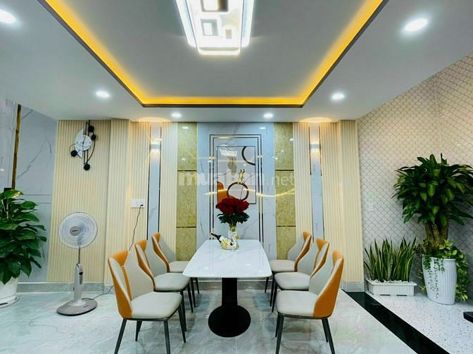 Siêu phẩm tuyệt đẹp phường 9  trệt 3 lầu hẻm thông 5m
