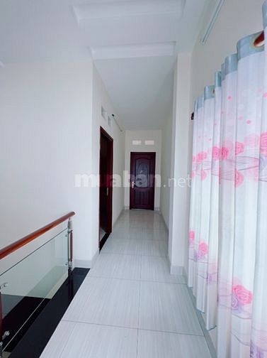 Bán nhà MT giá rẻ Nguyễn Duy Trinh, Q9, 150m2, nhỉnh 90 triệu/m2.