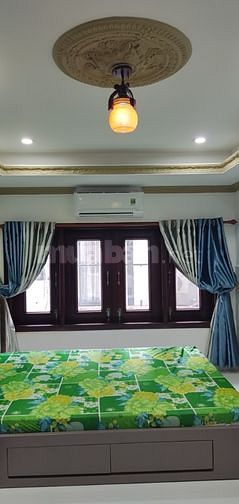 - Bán nhà hẻm xe hơi đường Trần Bình Trọng F1Q.5 . Giá 7 tỷ ít lộc 