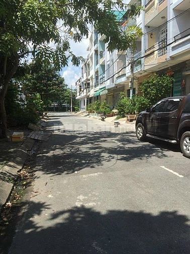 Chính chủ bán đất nền số 11 đường 1C KDC Tên Lửa Giá 6.4 tỷ (TL)