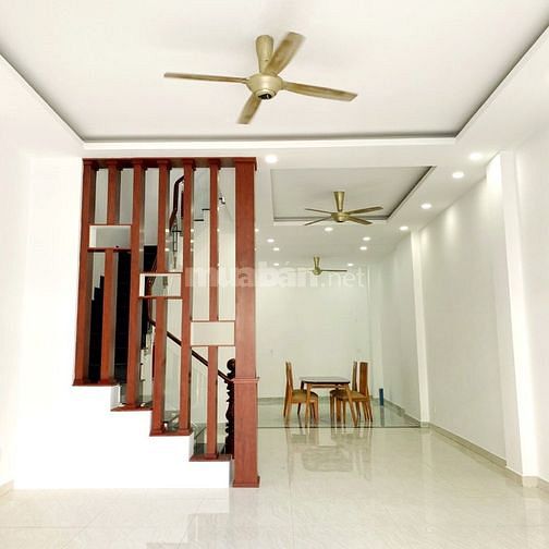 Nhà Mặt Tiền 100m2, Đường 475, Phước Long B, Quận 9, Giá 8.8 Tỷ