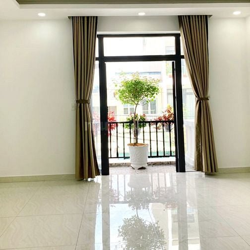 Nhà Mặt Tiền 100m2, Đường 475, Phước Long B, Quận 9, Giá 8.8 Tỷ