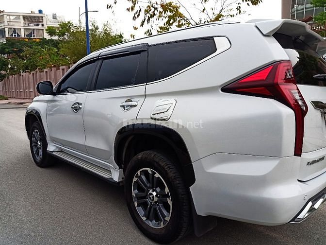 Ca sĩ Gia Lâm cần bán rẻ Mitsubishi Pajero sport 2021 tuyệt đẹp!
