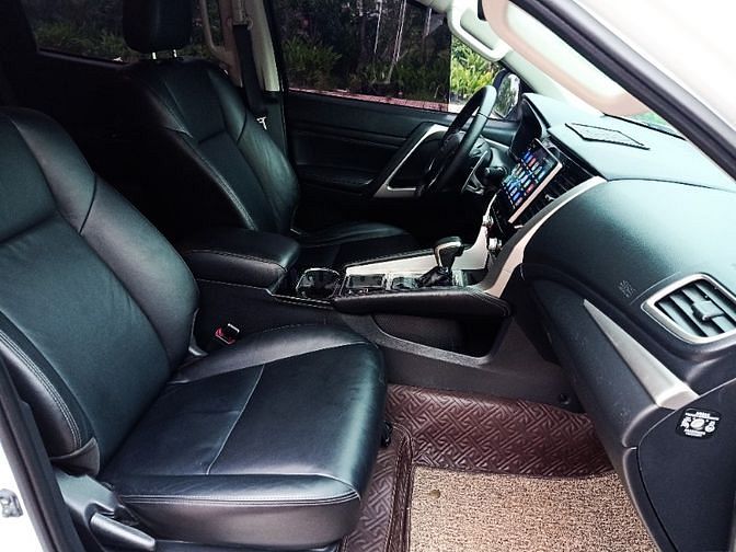 Ca sĩ Gia Lâm cần bán rẻ Mitsubishi Pajero sport 2021 tuyệt đẹp!