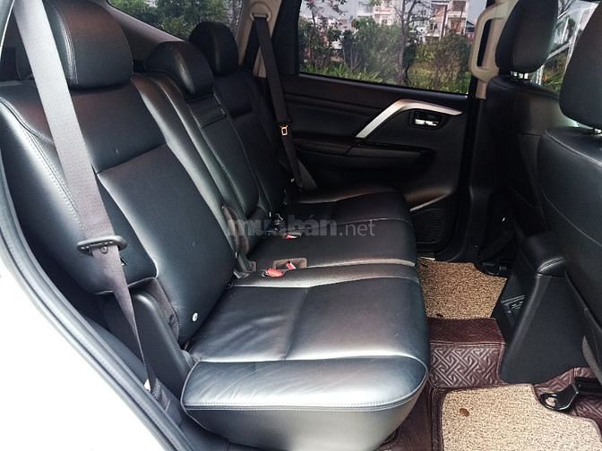 Ca sĩ Gia Lâm cần bán rẻ Mitsubishi Pajero sport 2021 tuyệt đẹp!