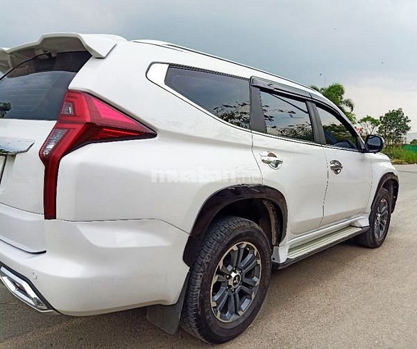 Ca sĩ Gia Lâm cần bán rẻ Mitsubishi Pajero sport 2021 tuyệt đẹp!