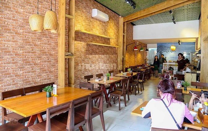 MTKD sầm uất 299 Nguyễn Sơn 4x20m cấp 4 gác lửng KD tự do