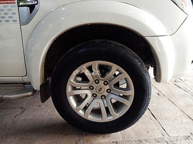Bán rẻ Ford Everest Limited 2015 tự động máy dầu. zin độ full rất đẹp!