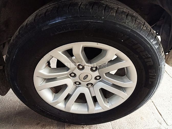 Bán rẻ Ford Everest Limited 2015 tự động máy dầu. zin độ full rất đẹp!