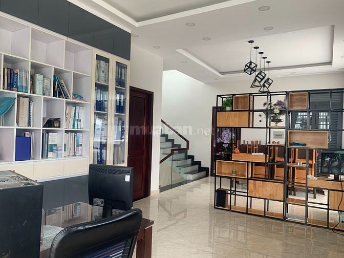 Chính chủ cần bán nhà đường Đoàn Nguyễn Tuấn, Huyện Bình Chánh