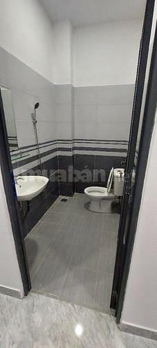 Bán nhà mặt tiền hẻm xe hơi tiện vừa ở vừa kính doanh