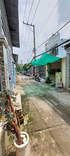 Bán nhà mặt tiền hẻm xe hơi tiện vừa ở vừa kính doanh