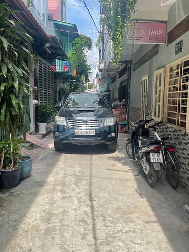Bán nhà hẻm xe bán tải 351/ Lạc Long Quân P5Q11