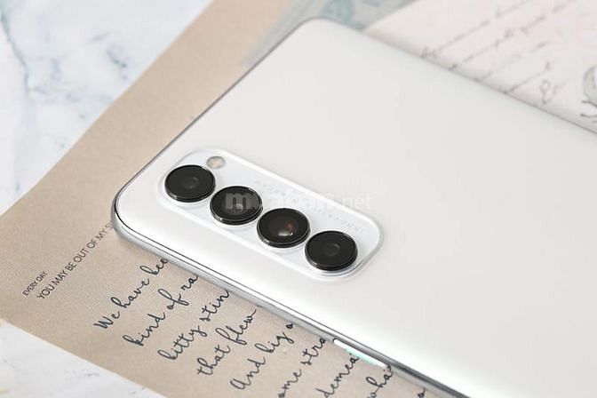 OPPO RENO 4 PRO 256GB LIKE NEW
