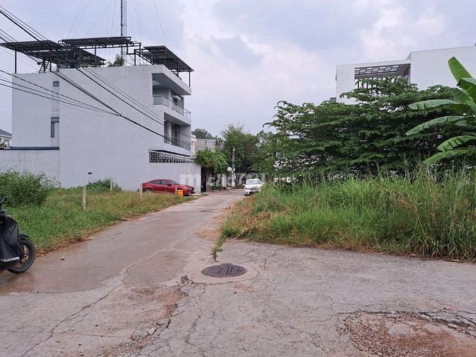 Cần Bán Lô Đất Mặt Tiền Thành phố Thủ Dầu Một