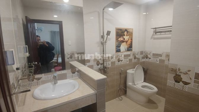 Khách sạn 17 phòng KDC Vĩnh Lộc, sang 300tr