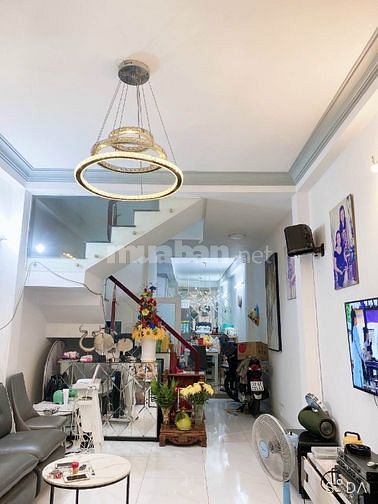 nhà bán-vĩnh hòa-Điện biên Phủ DT(5x19m)-hẽmXH-3 tầng-chỉ chỉnh 4tỷ.