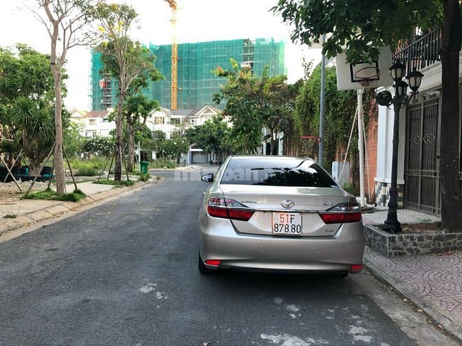 Bán xe Camry 2.0 đời 2017 (Xe nhà dùng)