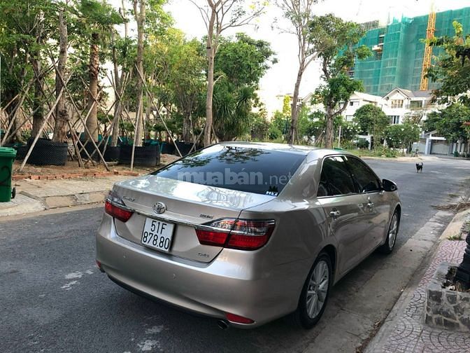 Bán xe Camry 2.0 đời 2017 (Xe nhà dùng)