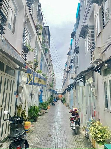 Chính chủ bán nhà đúc 2 lầu tl39 q12