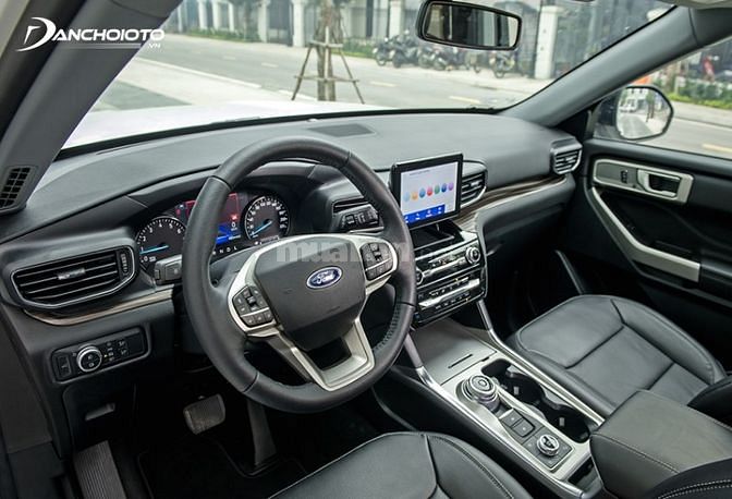 Bán Ford Explorer bản nâng cấp 2022 nhập từ Mỹ, số lượng giới hạn.