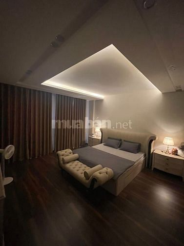 Bán nhà Ngọc Lâm 70 M2, 7 Tầng, Mặt Tiền 5.5 M, Giá 1X Tỷ.