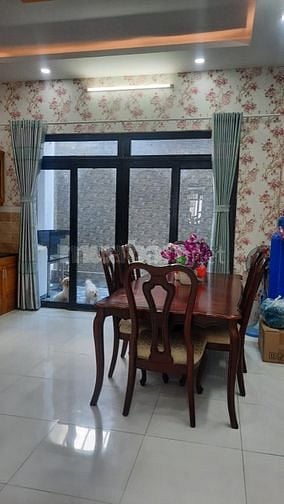 Giảm sốc lắm 1TỶ700tr còn 4Tỷ7 Nhà đẹp Thạnh Lộc Q12. 100m2 3Tầng 4PN 