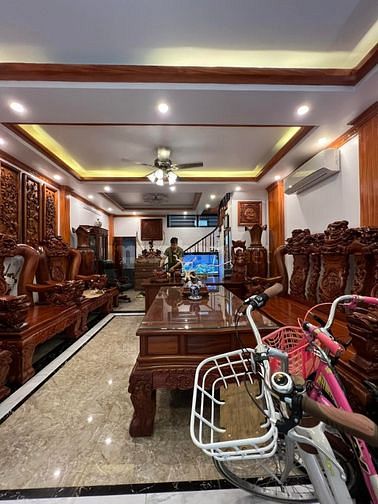 Bán nhà Đền Lừ Phân lô oto vào nhà 50m2 x6T MT 5m 10.5 tỷ
