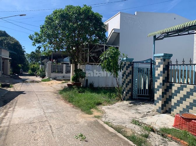Nhà phố 122m2 trung tâm TP.Biển, giá cực tốt, ngay chủ công chứng.
