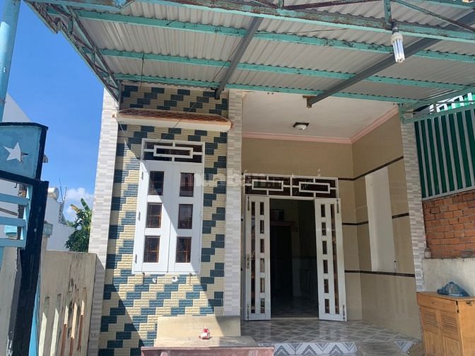 Nhà phố 122m2 trung tâm TP.Biển, giá cực tốt, ngay chủ công chứng.