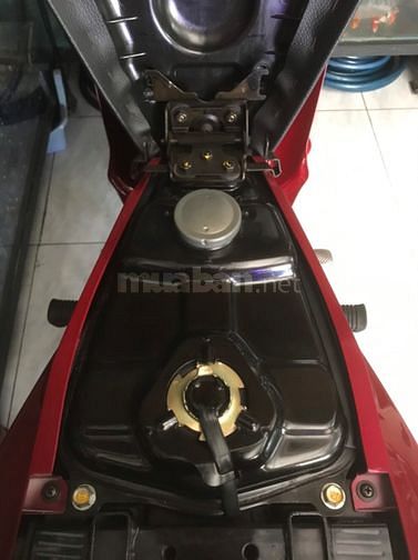 Bán xe Future đời 2001 màu đỏ zin mới chính chủ