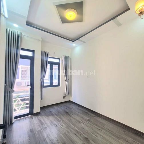 Bán nhà 3 lầu Huỳnh Tấn Phát, Nhà Bè, Dt 3x11m. Giá 2,99 tỷ