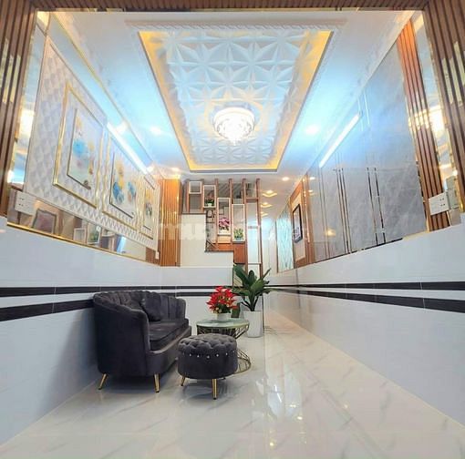 Bán nhà 3 lầu Huỳnh Tấn Phát, Nhà Bè, Dt 3x11m. Giá 2,99 tỷ