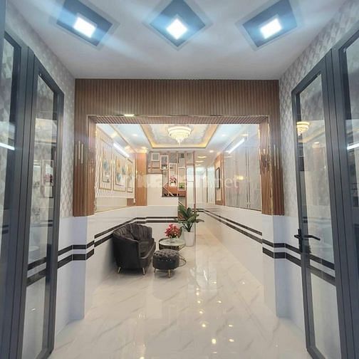 Bán nhà 3 lầu Huỳnh Tấn Phát, Nhà Bè, Dt 3x11m. Giá 2,99 tỷ