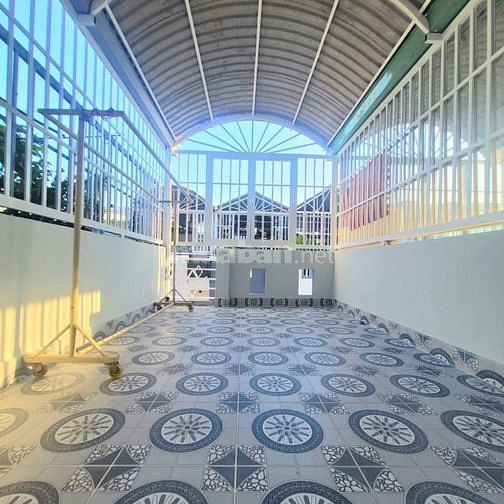 Bán nhà 3 lầu Huỳnh Tấn Phát, Nhà Bè, Dt 3x11m. Giá 2,99 tỷ