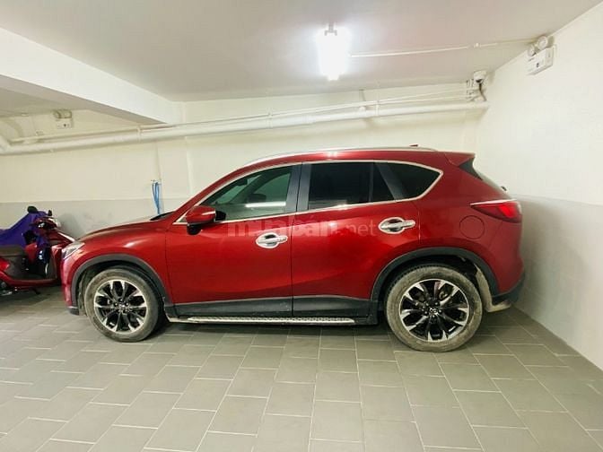 Mazda CX-5, xe nhà ít đi còn rất mới.